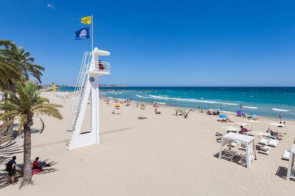 Apartamento De Diseno Centrico A 5 Min De Playa อาลิกันเต ภายนอก รูปภาพ