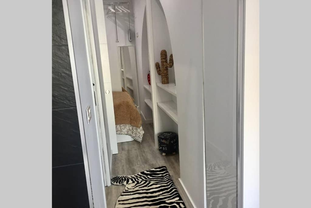 Apartamento De Diseno Centrico A 5 Min De Playa อาลิกันเต ภายนอก รูปภาพ